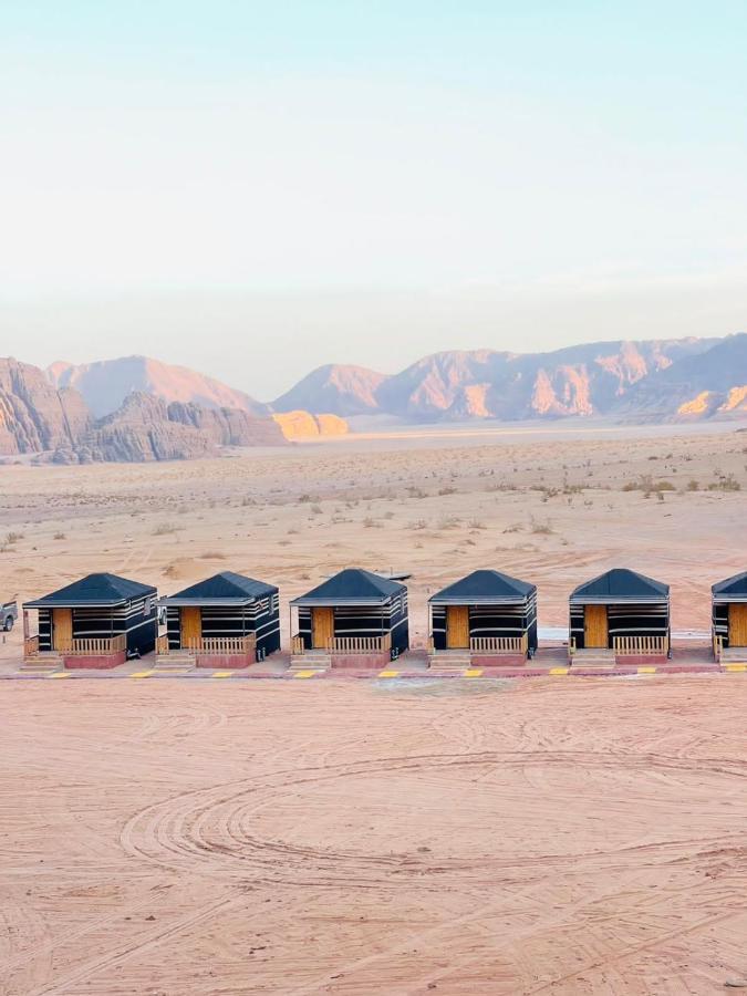 Salman Zwaidh Camp Hotel Wadi Rum Exterior photo