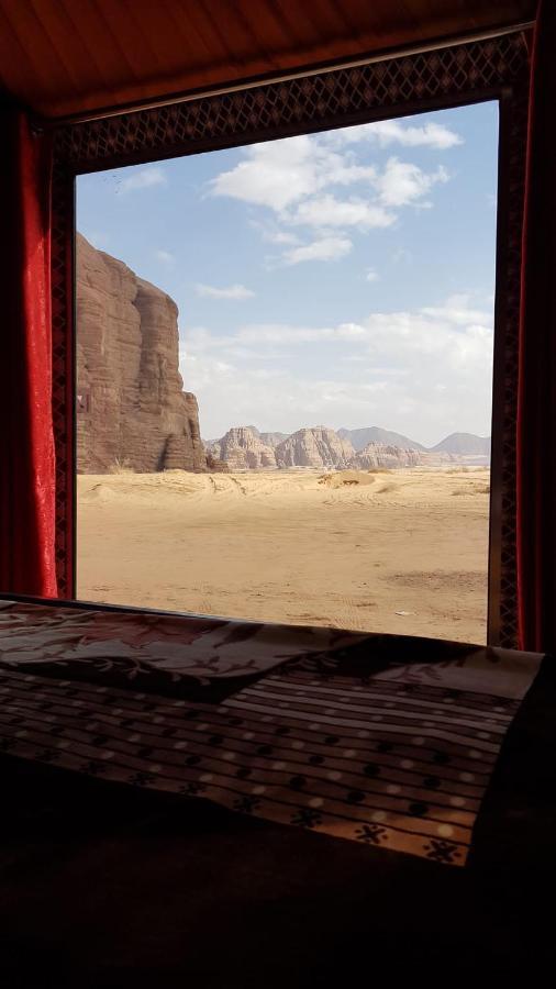 Salman Zwaidh Camp Hotel Wadi Rum Exterior photo
