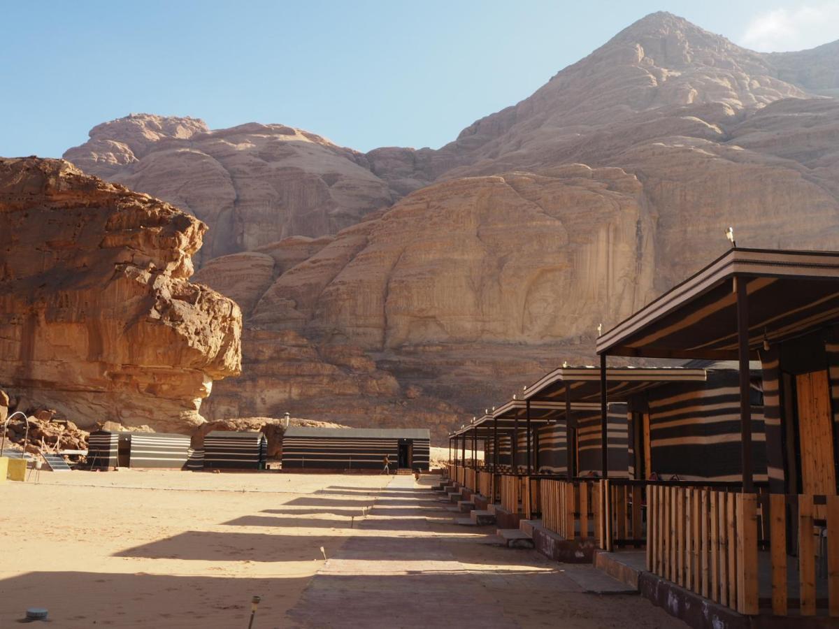 Salman Zwaidh Camp Hotel Wadi Rum Exterior photo