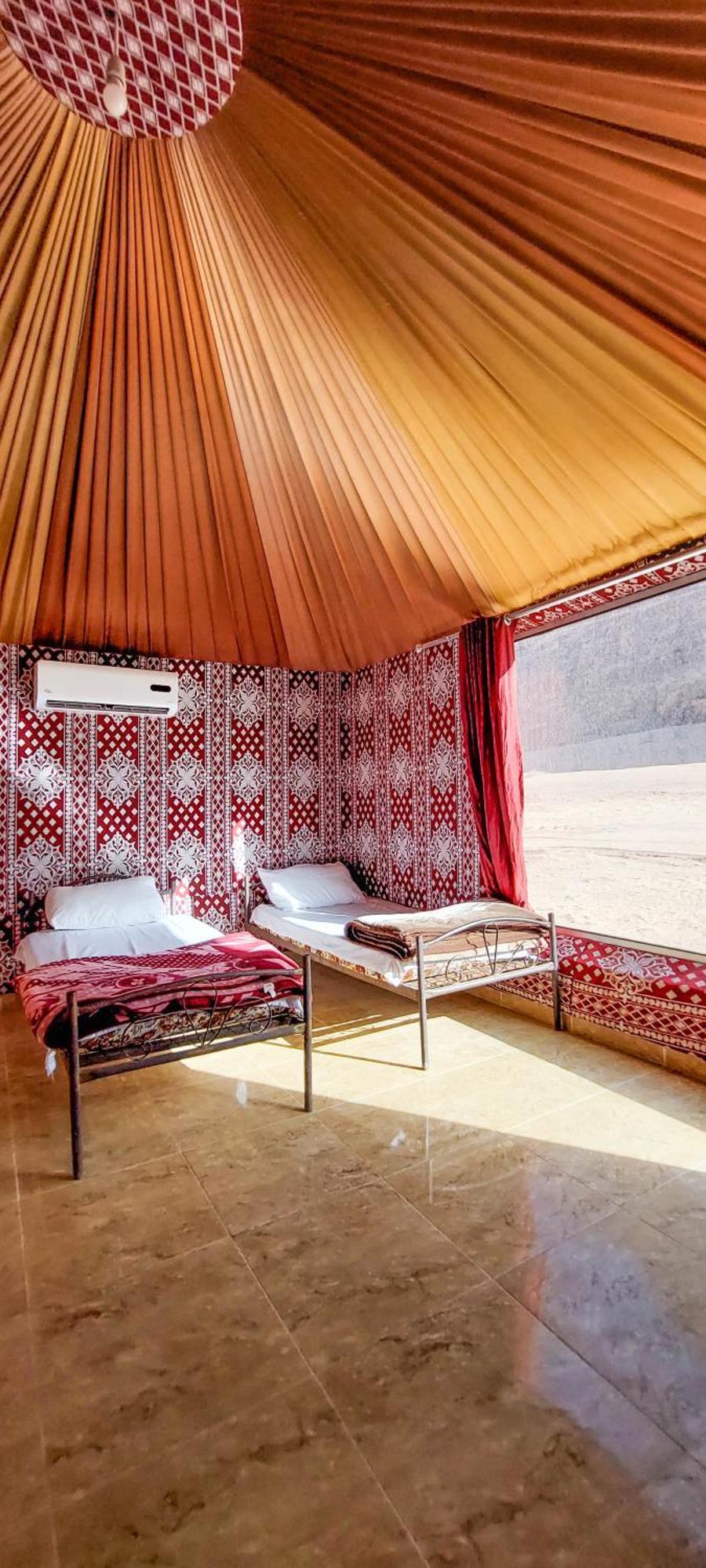 Salman Zwaidh Camp Hotel Wadi Rum Exterior photo