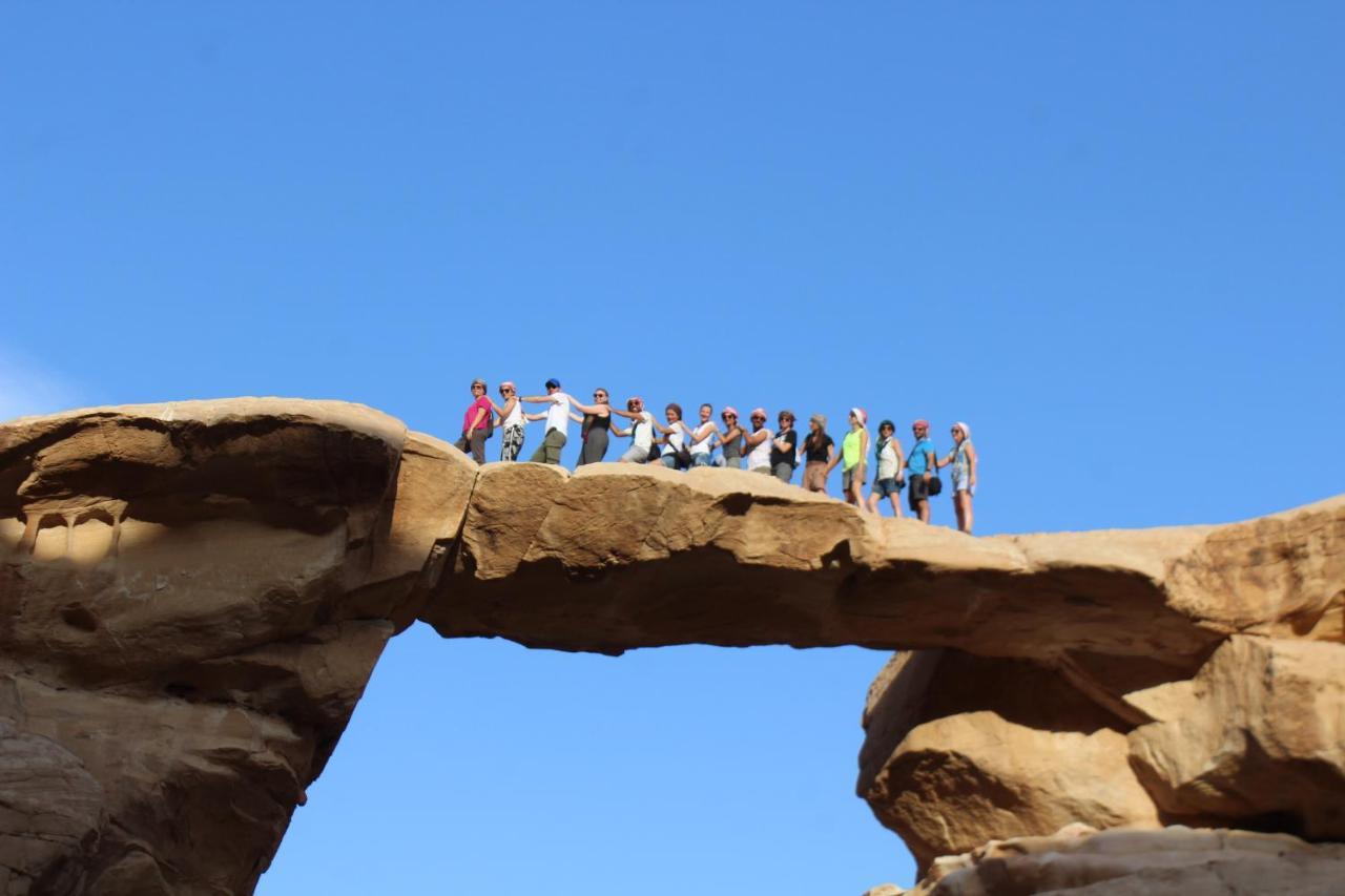 Salman Zwaidh Camp Hotel Wadi Rum Exterior photo